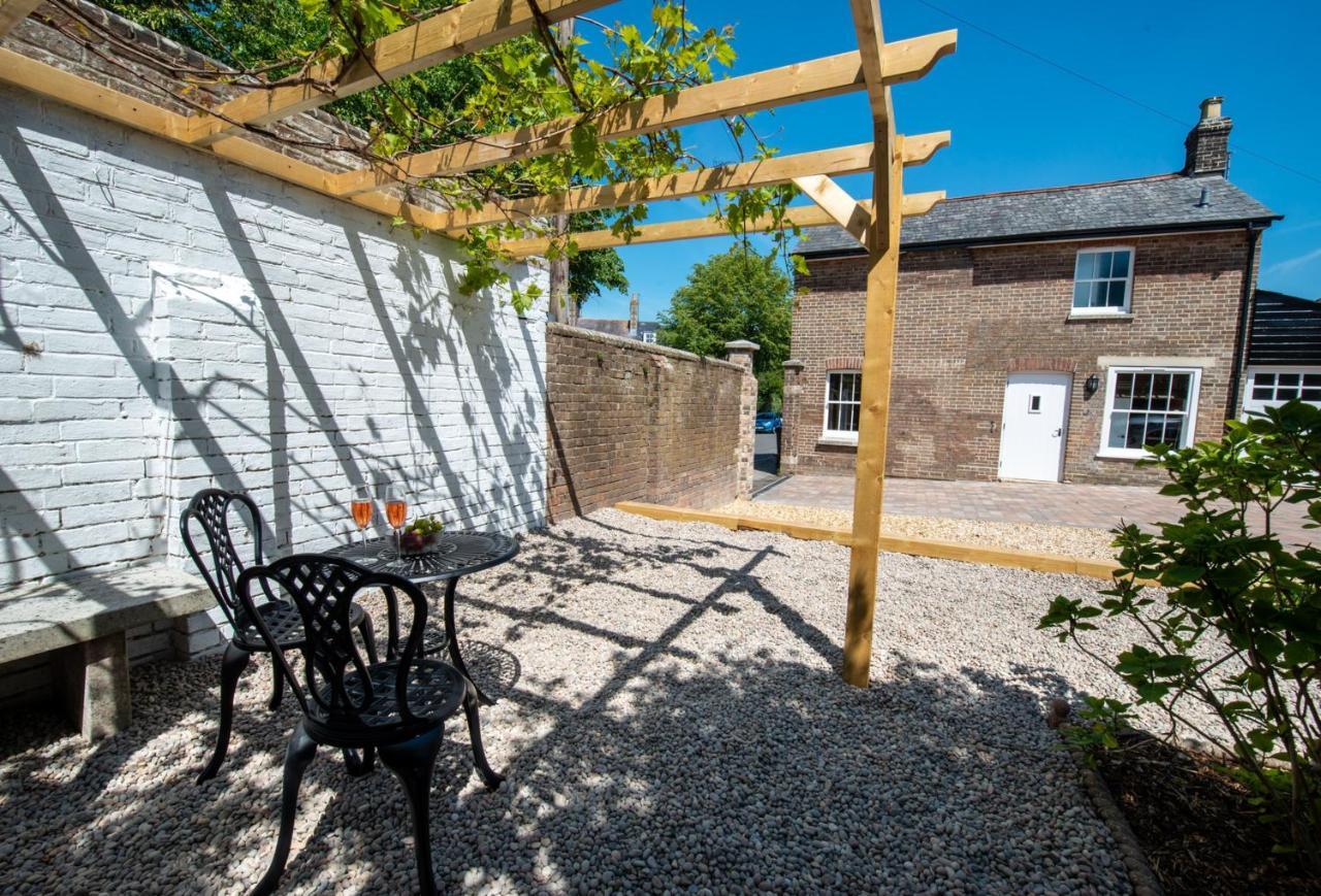 Southgate Coach House Villa Dorchester Exterior photo